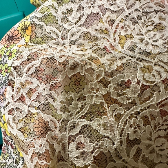 For love and lemons dress small - Picture 7 of 7